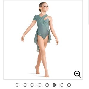 EUC MC Tenth House Revolution Equinox TD24428 in Dusty Sage